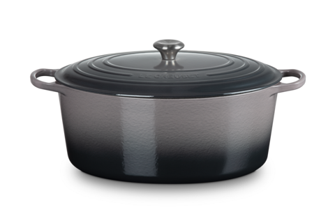 Le Creuset - Signature 8 qt Oval Dutch Oven