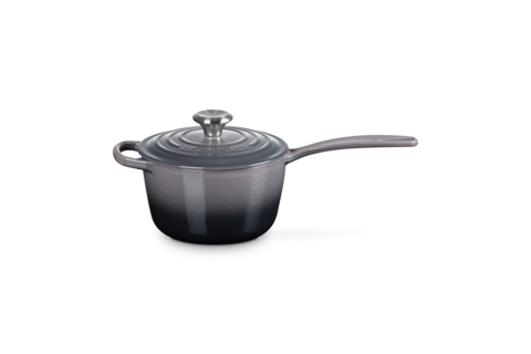 Le Creuset - Signature Saucepan