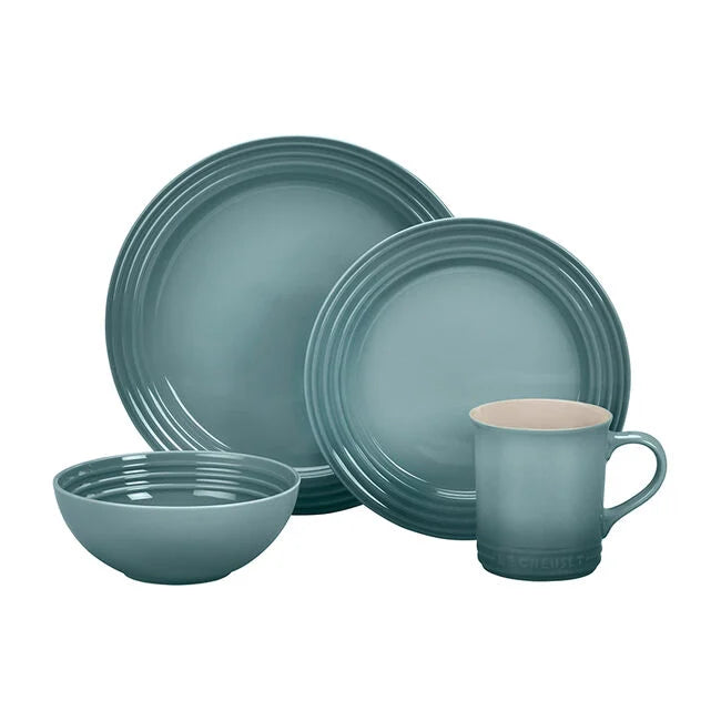 Le Creuset - Vancouver 16-Piece Dinnerware Set